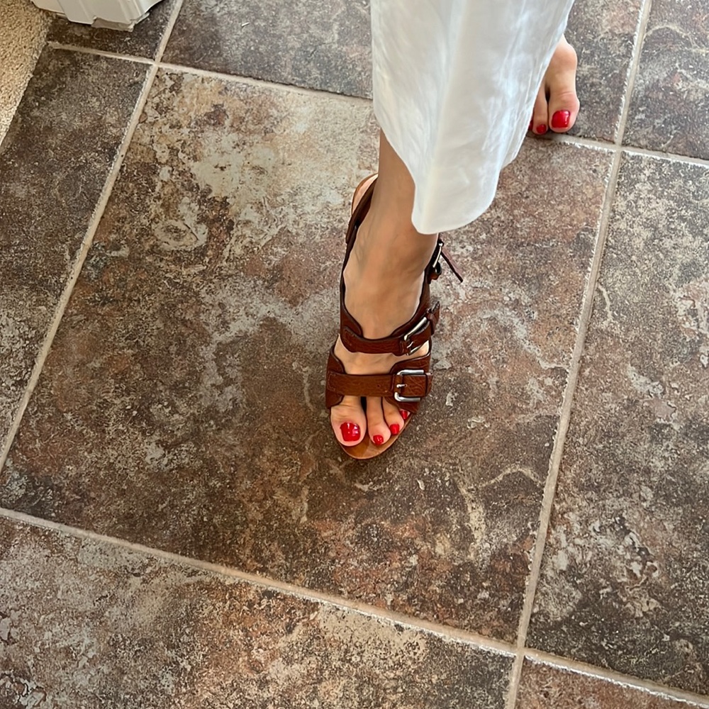 Sexy platform High heeled sandal from BCBG
